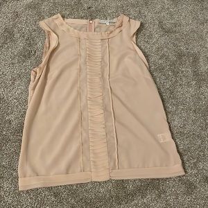 Excellent condition! Chiffon like tank! Sz Sm